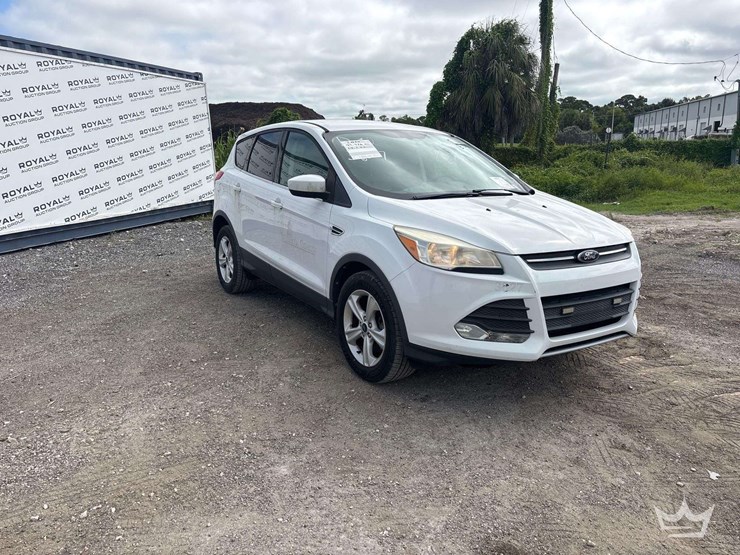 2014-ford-escape-image-2