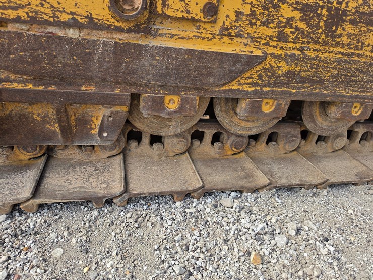 2007-caterpillar-953d-image-67