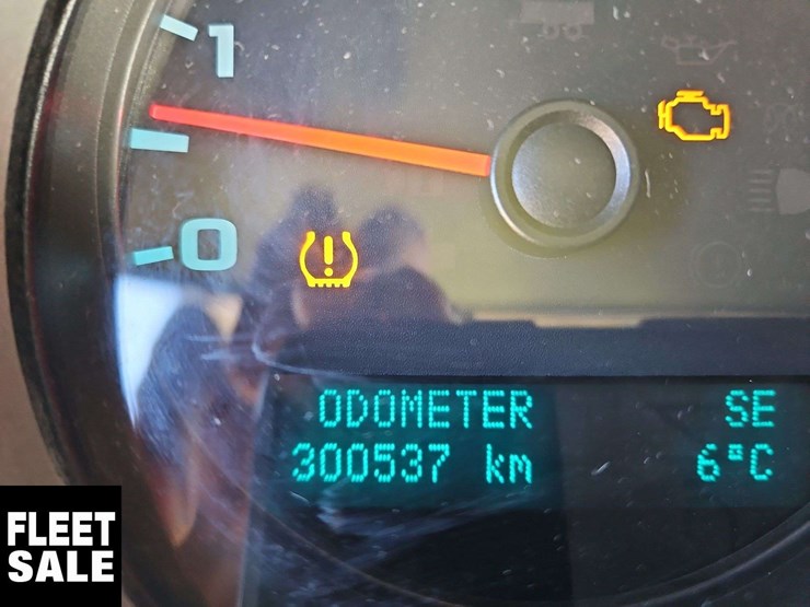 2012-gmc-sierra-2500hd-image-25