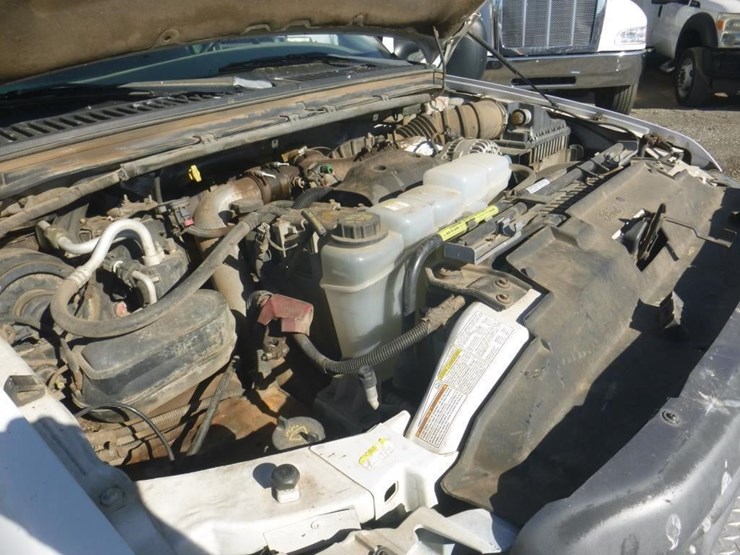 2000-ford-f350-image-9