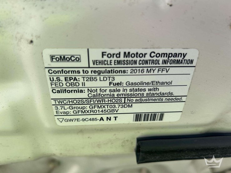 2016-ford-explorer-image-10