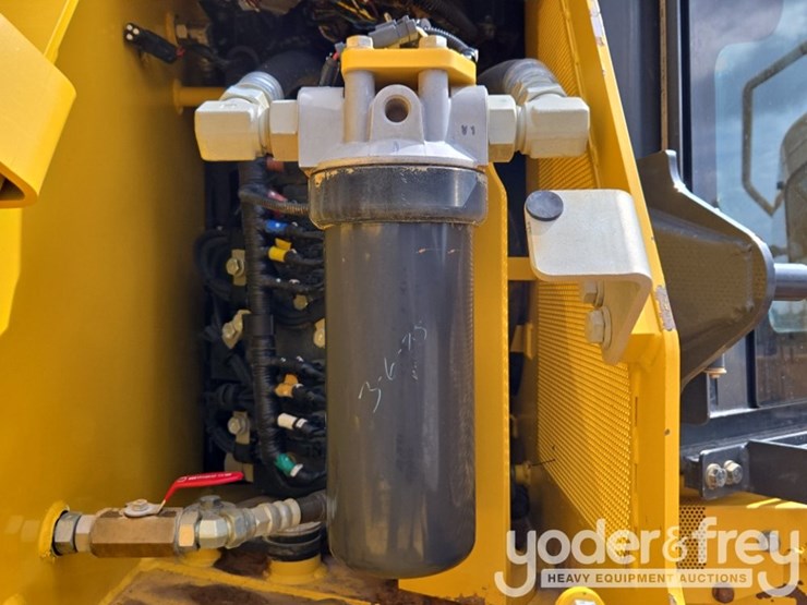 2024-komatsu-d71pxi-24-image-34