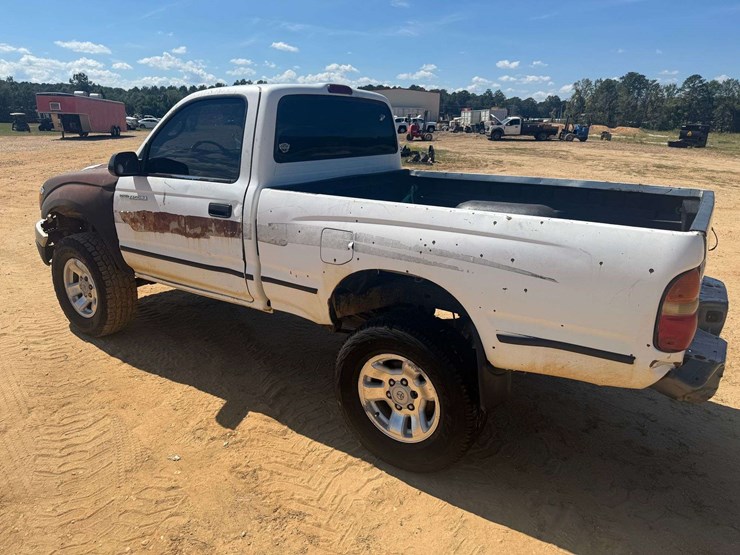 2002-toyota-tacoma-image-2