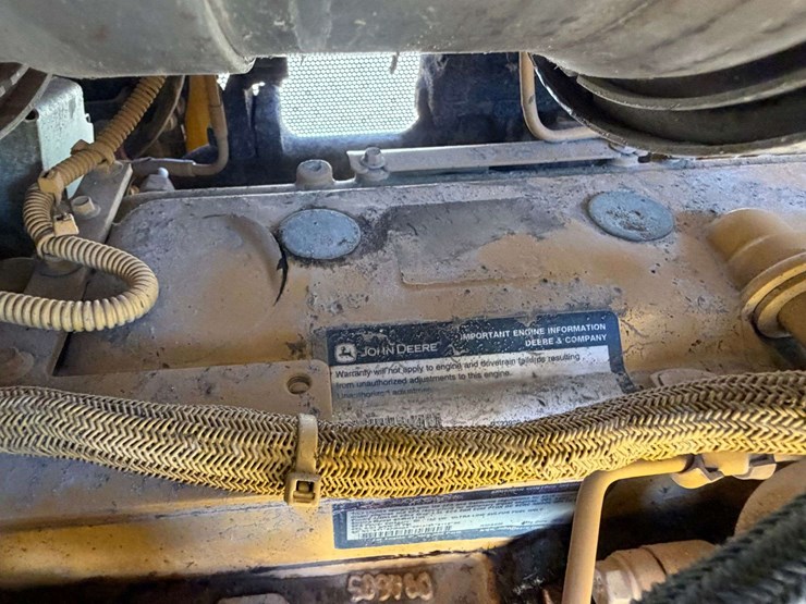 2018-deere-650k-image-40