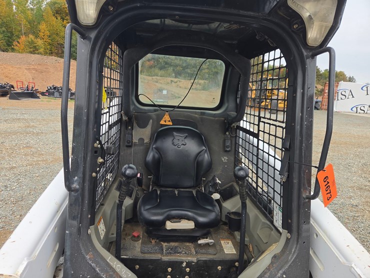 bobcat-t550-image-37