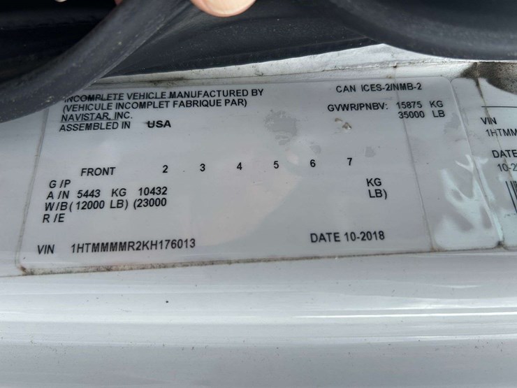 2019-international-durastar-4300-image-52