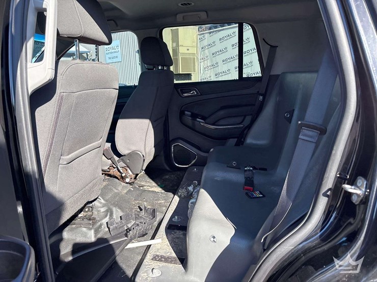 2019-chevrolet-tahoe-image-19