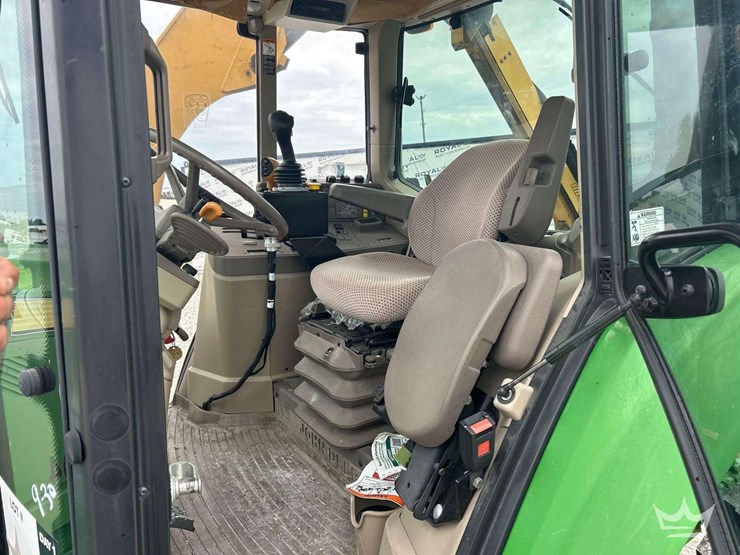 john-deere-6145m-image-13