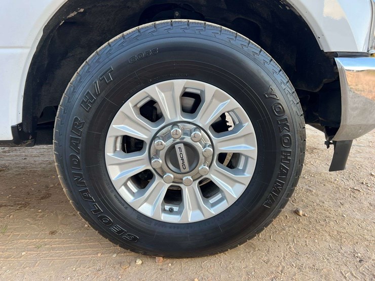 2020-ford-f350-image-32