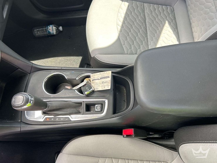 2020-chevrolet-equinox-image-19