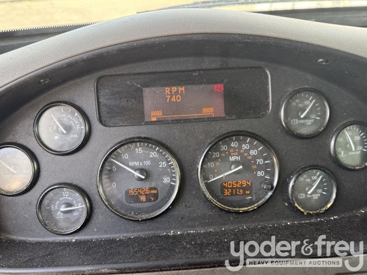 2016-peterbilt-337-image-4