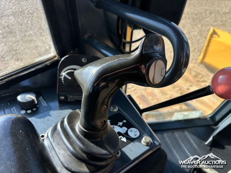 john-deere-8-image-63