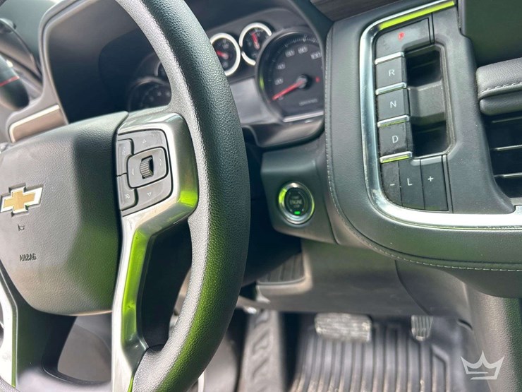 2023-chevrolet-tahoe-image-14