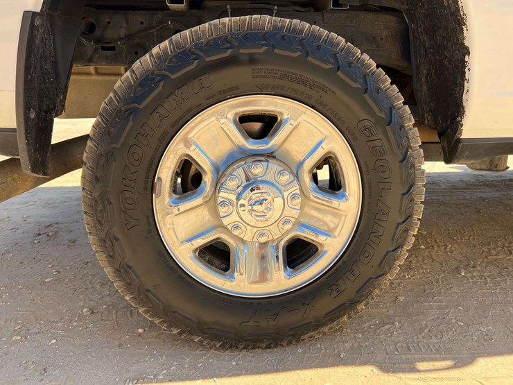 2022-dodge-2500-image-38
