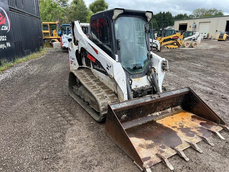 2019-bobcat-t595-image-8