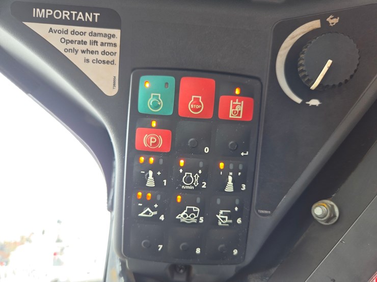 deere-317g-image-38