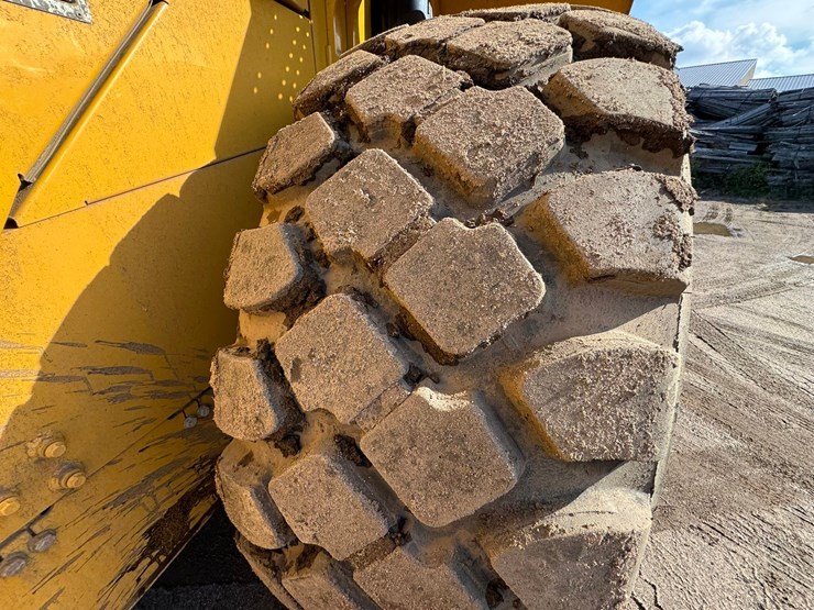 deere-744k-image-80