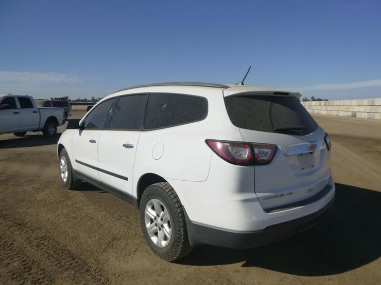 2017-chevrolet-traverse-image-5