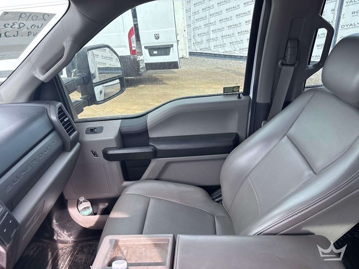 2019-ford-f250-image-16