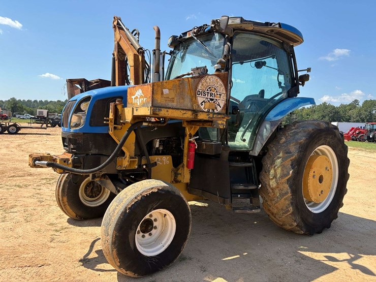 2004-new-holland-ts100a-image-1
