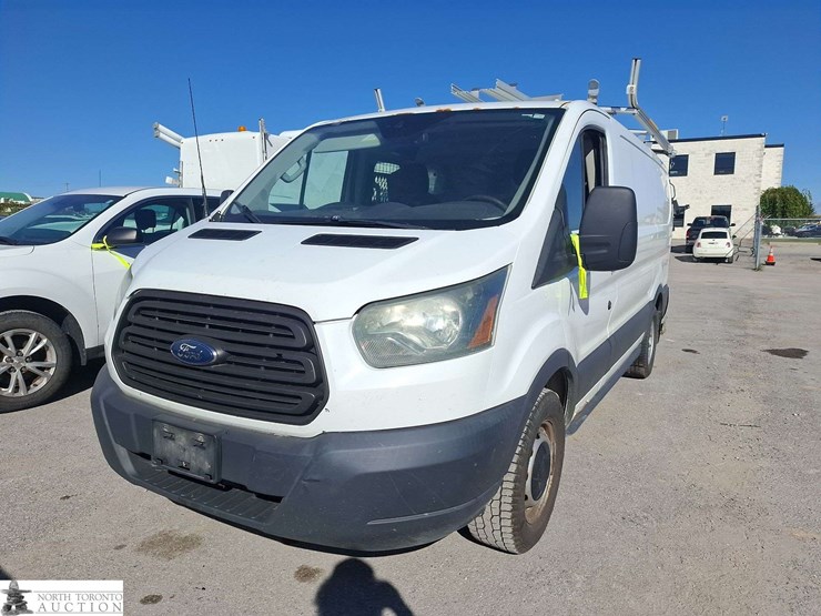 2016-ford-transit-image-1