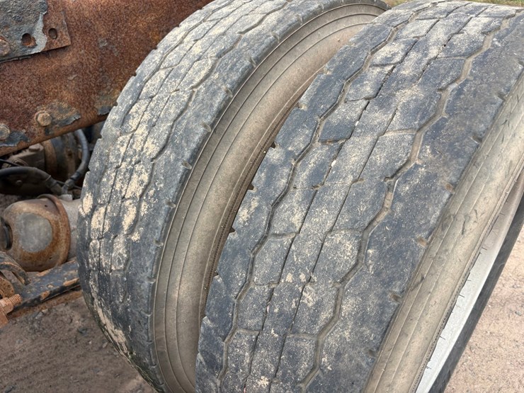 2013-western-star-4900sa-image-99