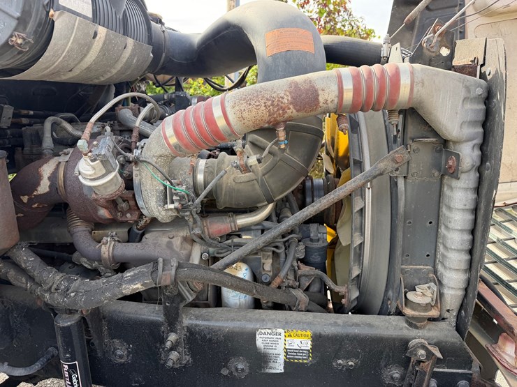 #1625-•-2006-mack-vision-cxn613-day-cab-image-50