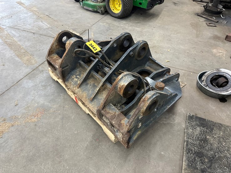 deere-644k-image-3