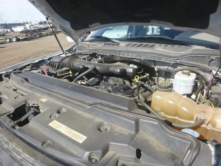 2017-ford-f550-image-21