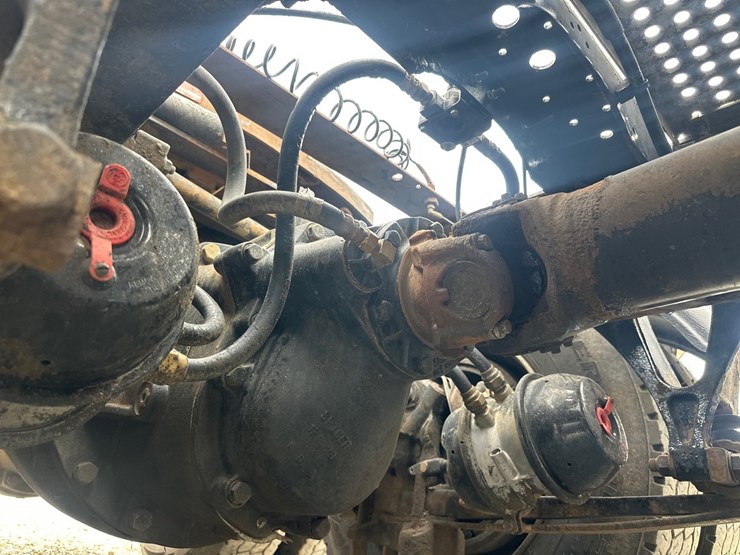 2015-international-prostar-image-58