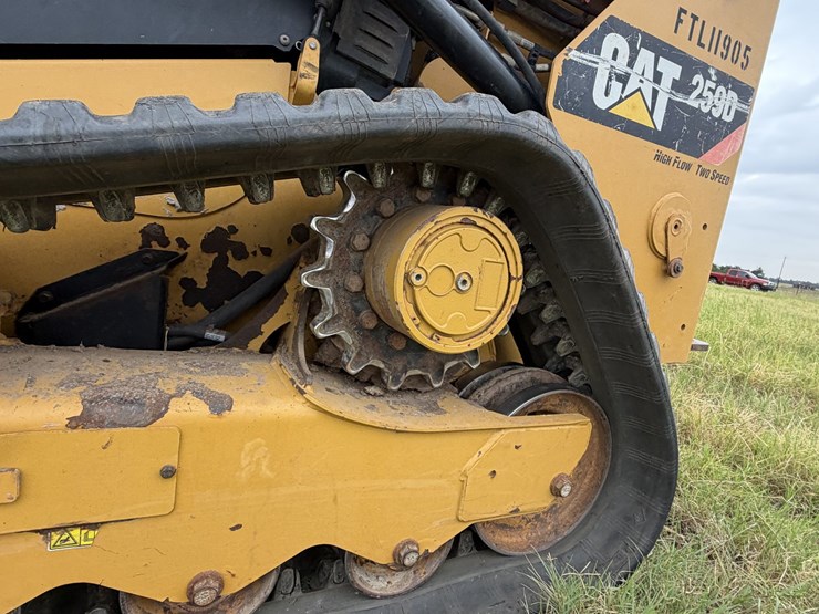 caterpillar-259d-image-24