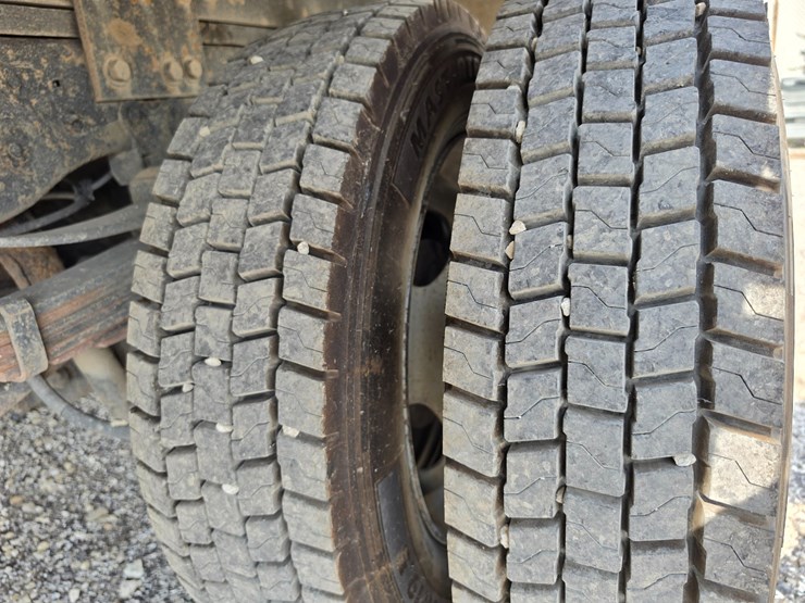 2005-ford-f550-image-72