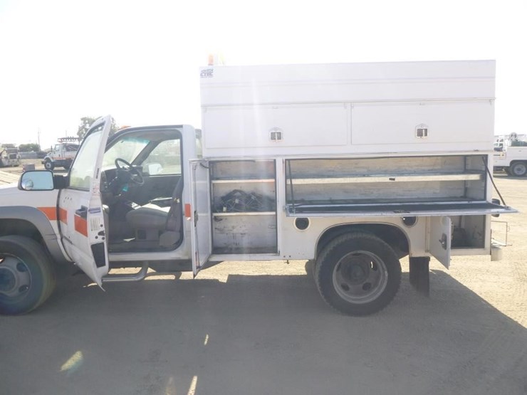 2002-chevrolet-3500hd-image-7