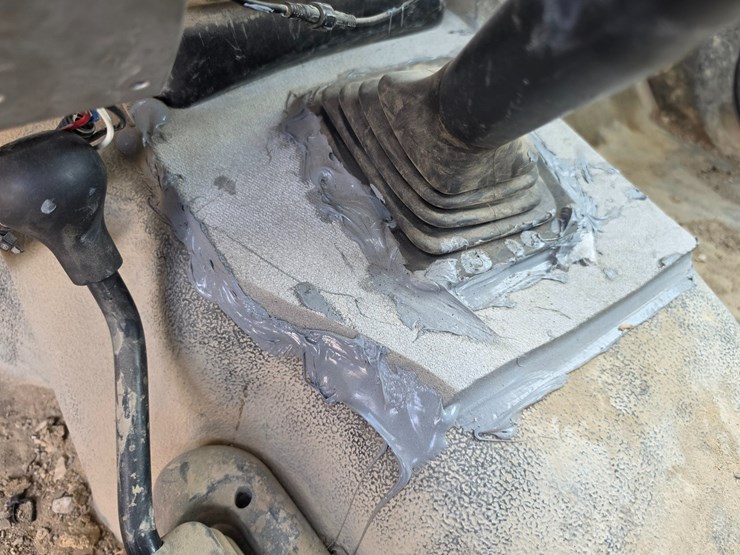 2005-ford-f550-image-56