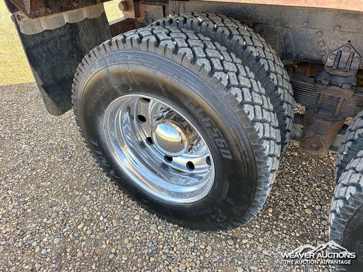 kenworth-t800b-image-49