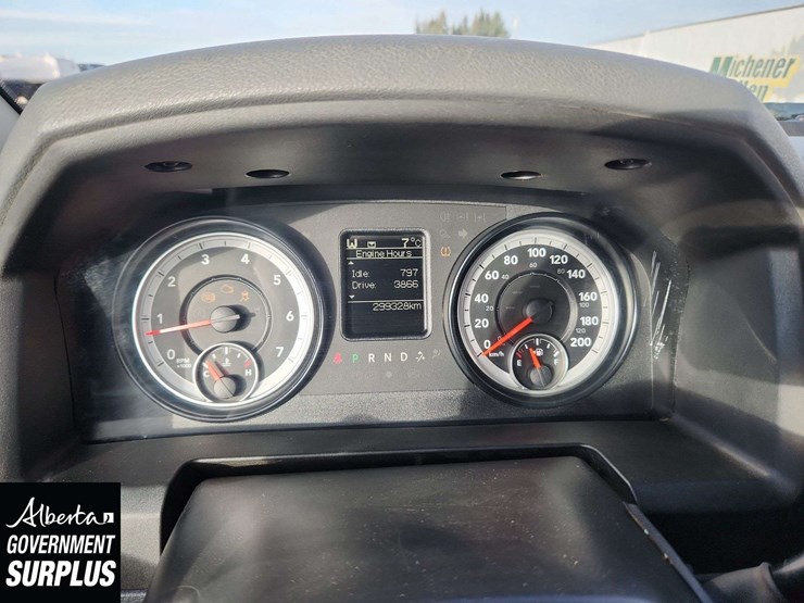 2015-dodge-2500-image-20