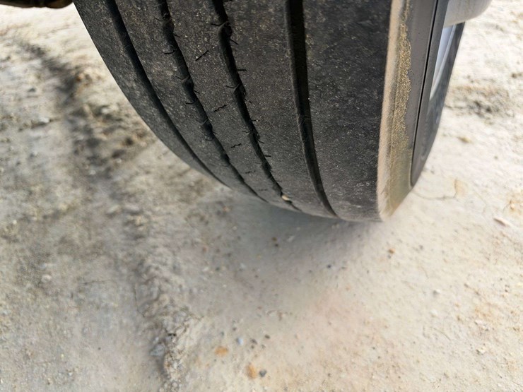 2011-ford-f450-image-23