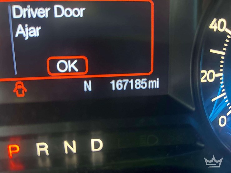 2016-ford-explorer-image-6