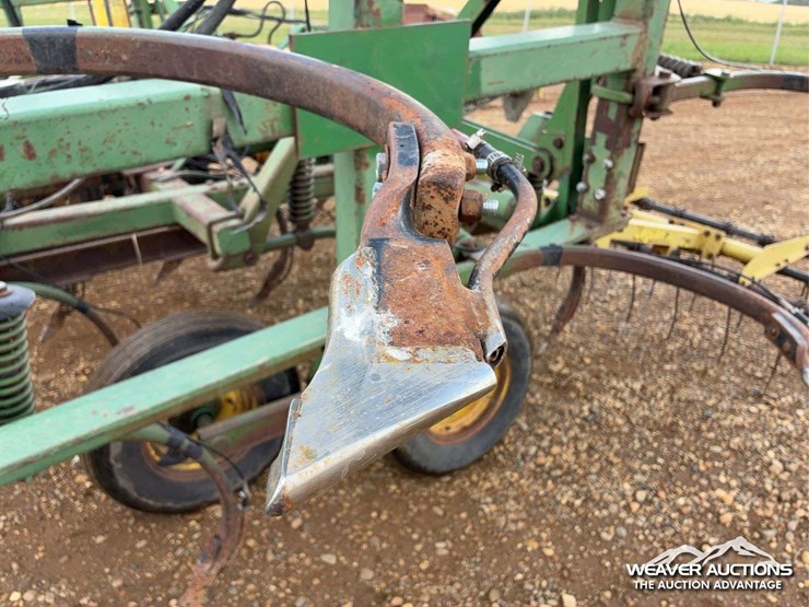 john-deere-41-image-13