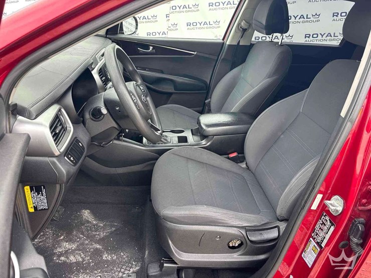 2016-kia-sorento-image-13