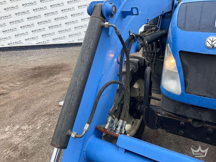 new-holland-t4.90-image-30
