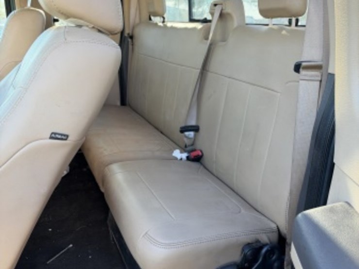 2011-ford-f350-image-26
