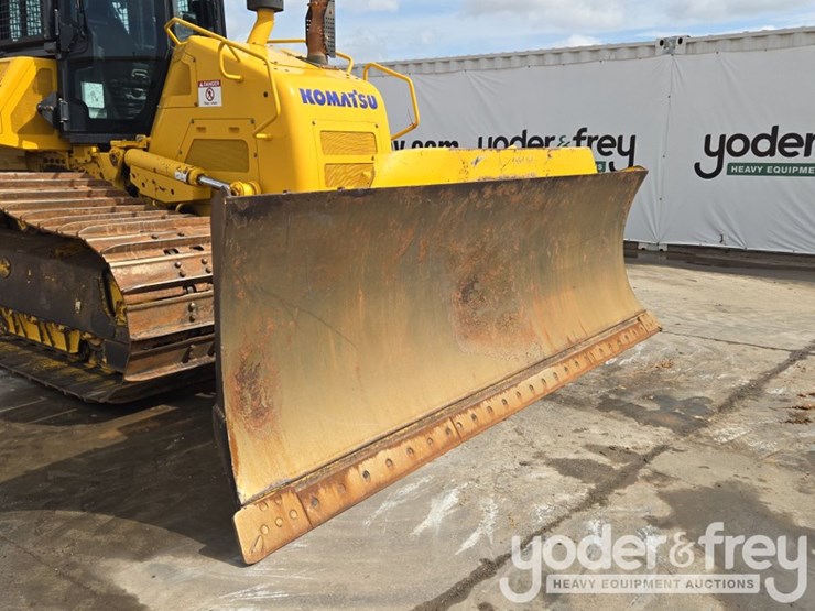 2024-komatsu-d71pxi-24-image-19