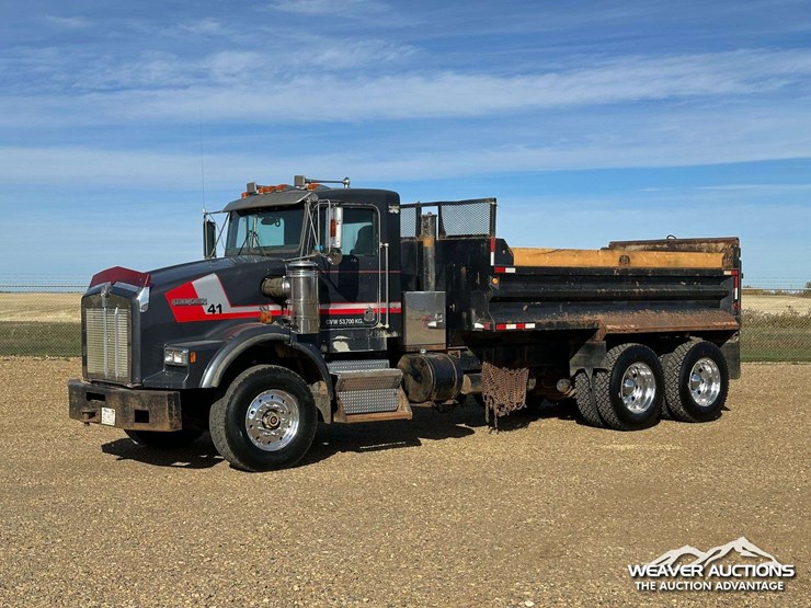 kenworth-t800b-image-1