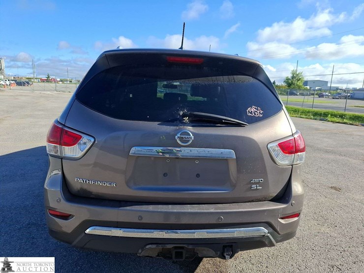 2014-nissan-pathfinder-image-6