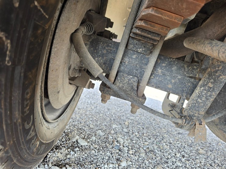 2005-ford-f550-image-76