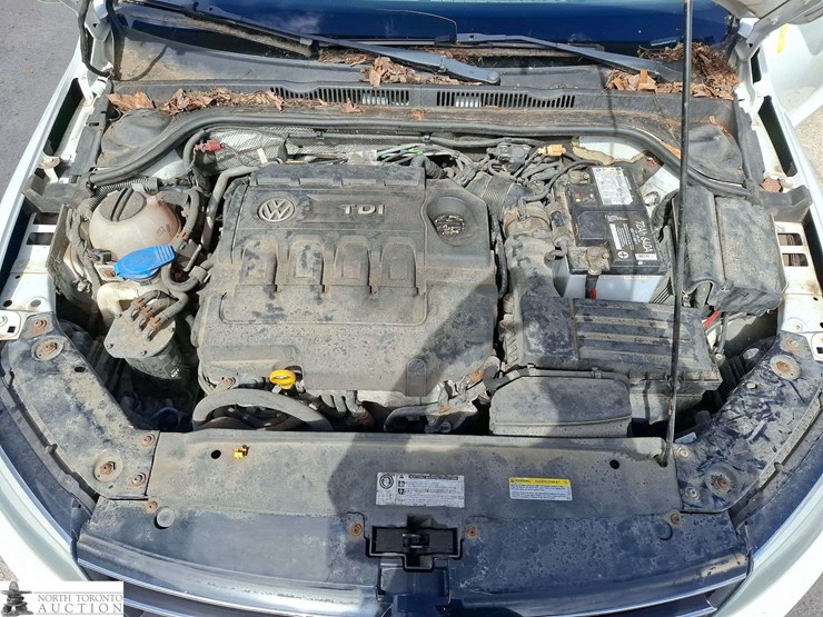 non-operable-2015-volkswagen-jetta-tdi-trendline-plus-4dr-sedan-6a-image-7