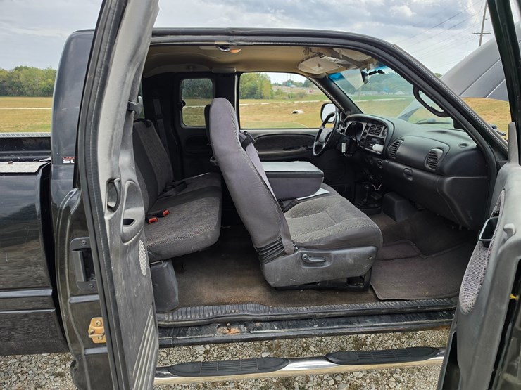#25320-•-2001-dodge-ram-pickup-pickup-truck-image-63