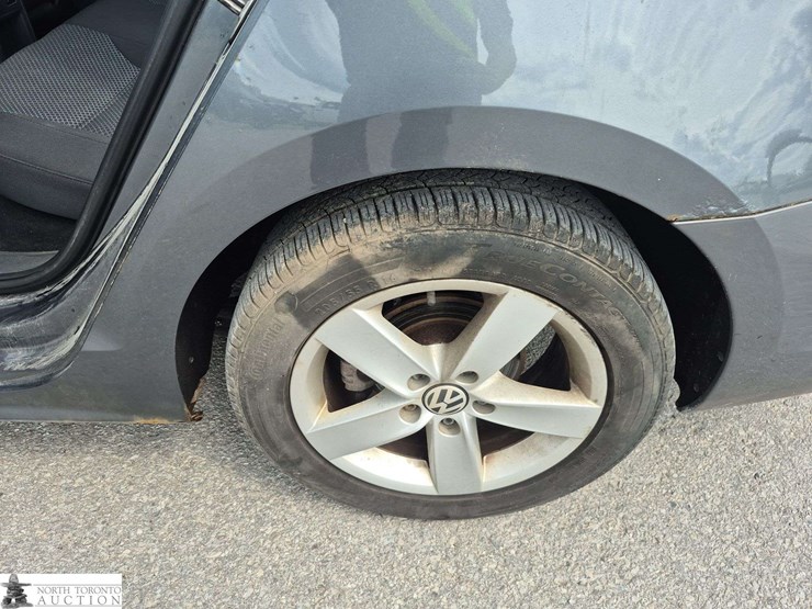 2014-volkswagen-jetta-se-4dr-sedan-6a-image-21