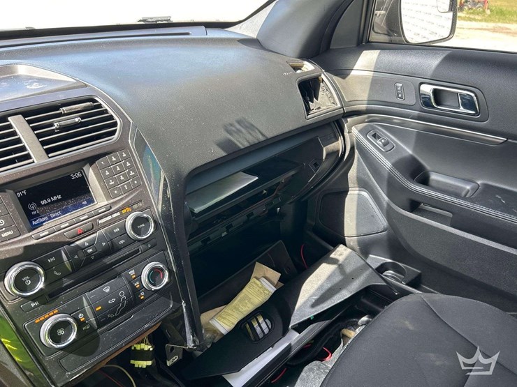 2018-ford-explorer-image-20
